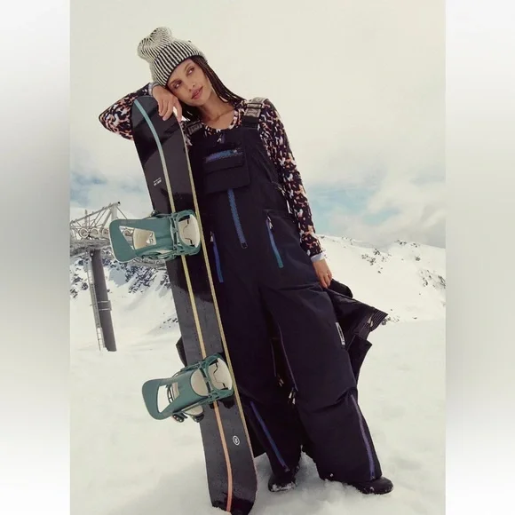 Free People On the Ascend Insulated Ski Bibs Size Medium NWT - Picture 1 of 15